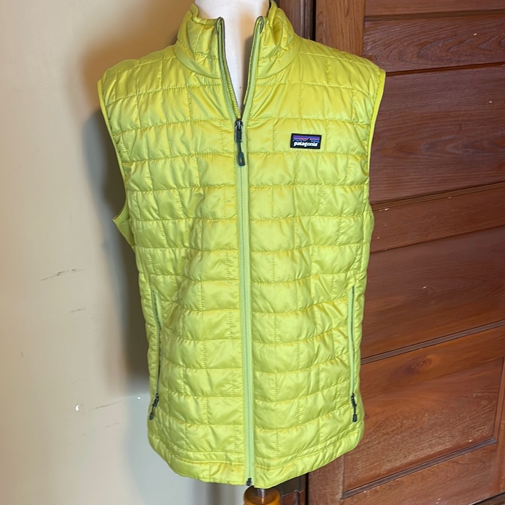 PATAGONIA | Mens Nano Vest size medium-EXCELLENT CONDITION!!